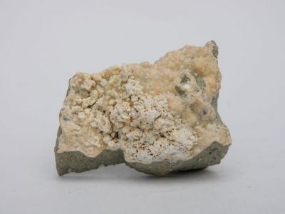 Natrolit, fluorapofylit-(K) - Mariánská skála (Marienberg), Ústí nad Labem